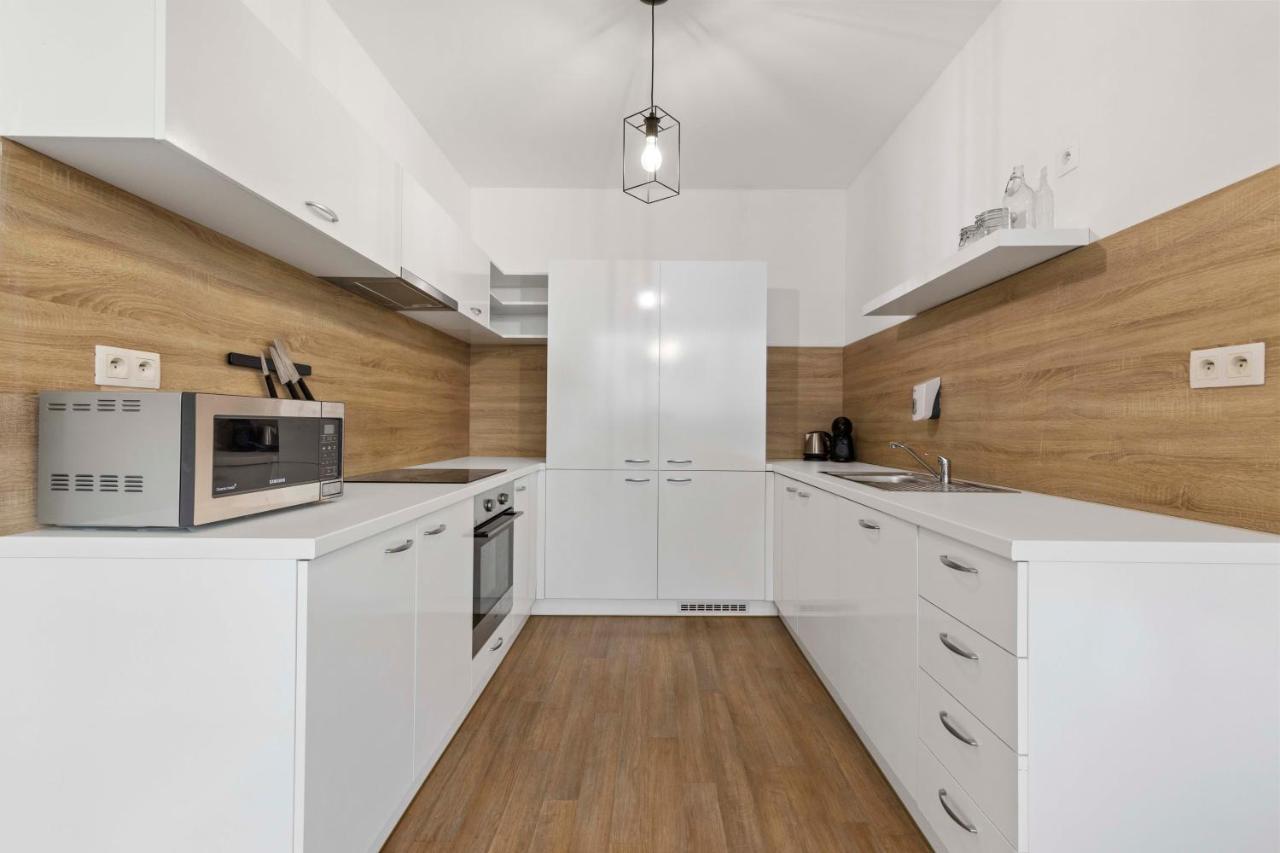 Lam Moon - Ac - Terrace Apartment Bratislava Exterior photo