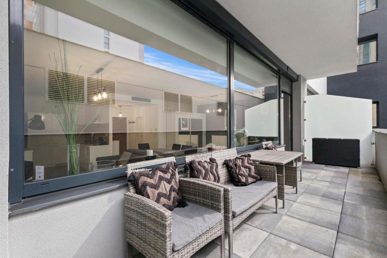 Lam Moon - Ac - Terrace Apartment Bratislava Exterior photo
