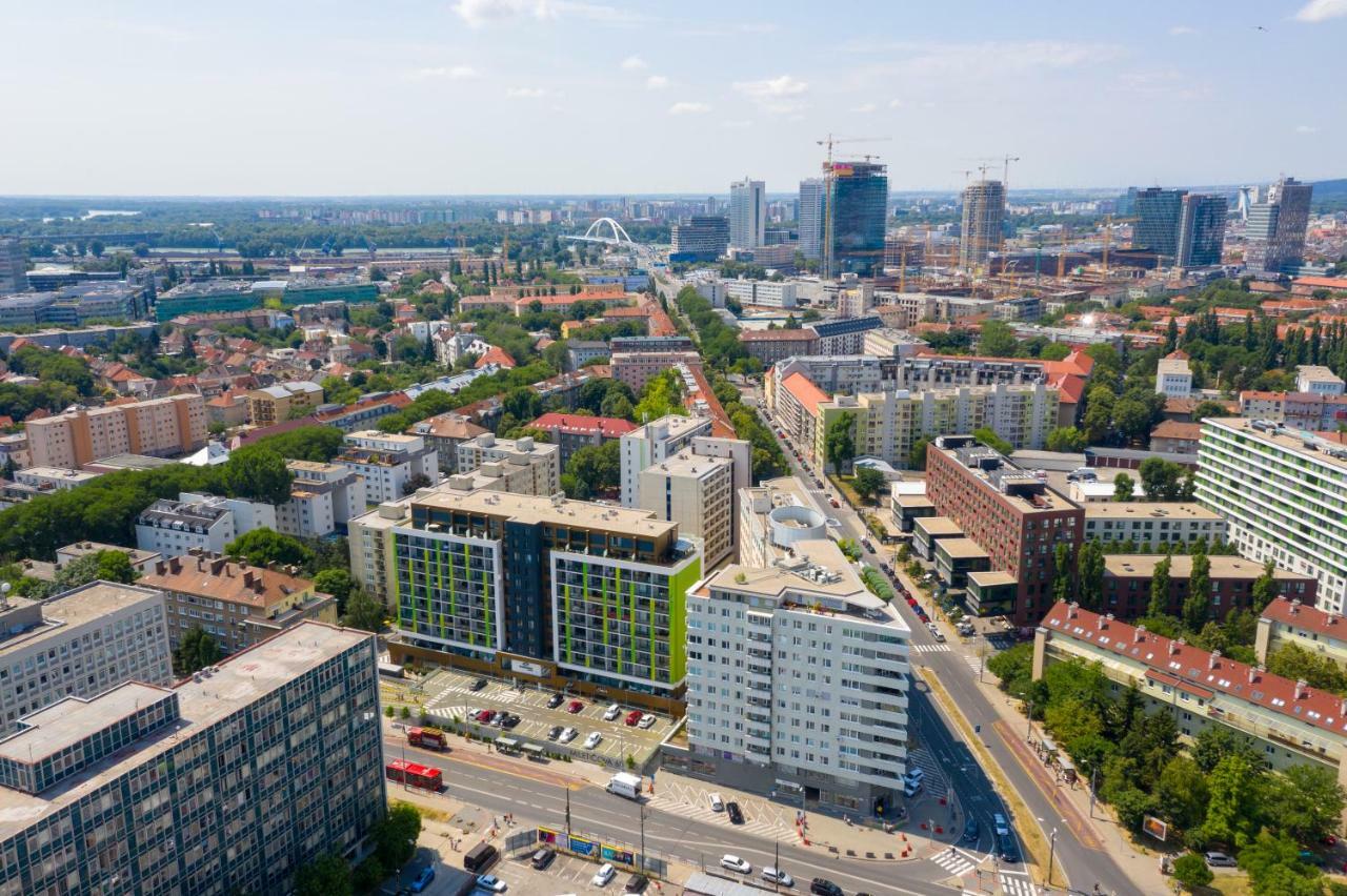 Lam Moon - Ac - Terrace Apartment Bratislava Exterior photo